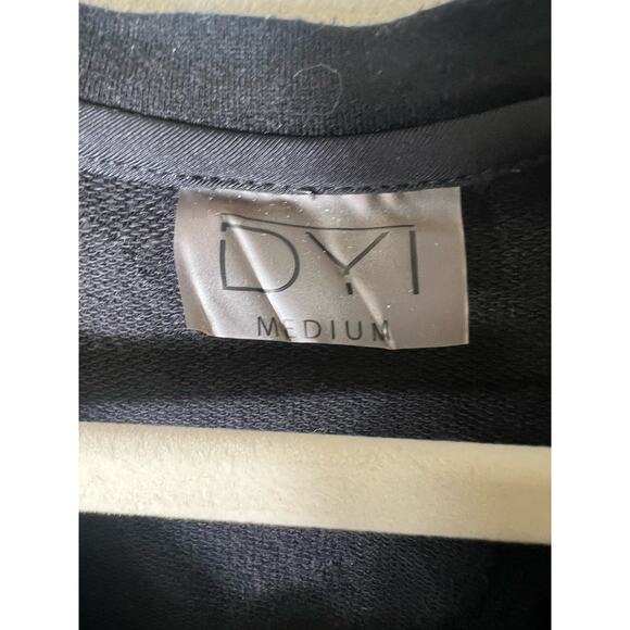 DYI Black Long Sleeve Girl Power Shirt Sz M - Picture 3 of 4